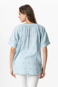 Kısa Kol V Yaka Venüs Düğmeli Müslin Yazlık Bluz Buz Mavi Bmv 4XL/5XL Buz Mavi thumbnail 2