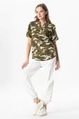 Kısa Kol Şile Bezi Seda V Yaka Kamuflaj Yazlık Bluz Yeşil Ysl M Yeşil thumbnail 5