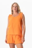 Kolsuz Fırfır Detaylı Duru Oval Yaka Müslin Yazlık Bluz Turuncu Trnc XS Turuncu thumbnail 1