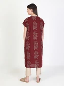 Kısa Kol Şile Bezi Baskılı Zambak Desen Midi Boy Yazlık Elbise Bordo Brd thumbnail 8