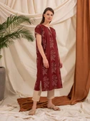 Kısa Kol Şile Bezi Baskılı Zambak Desen Midi Boy Yazlık Elbise Bordo Brd XL Bordo - 9