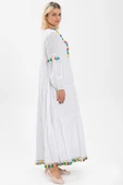 Uzun Kol Şile Bezi İffet Uzun Tesettür Elbise Beyaz Byz thumbnail 4