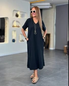 Kadın Kısa Kollu V Yakalı Cep Detaylı Uzun Viskon Iki Iplik Elbise thumbnail 1