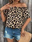 Kadın Madonna Yaka Fırfırlı Leopar Desenli Mikro Kumaş Bluz thumbnail 1
