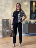 Kadın Bisiklet Yaka Kısa Kol Leopar Desen Bluz Ve Pantolon Ikili Takım thumbnail 4