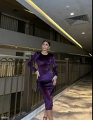 Kadın Bisiklet Yaka Vatkalı Manşet Detay Kadife Kumaş Midi Boy Elbise thumbnail 3