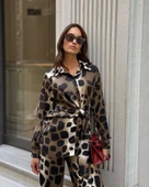 Kadın Uzun Kolluleopar Baskılı Saten Kumaş Ikili Takım thumbnail 1