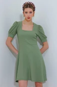 Çağla Yeşili Kare Yaka Örme Mini Elbise - 1