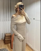 Kadın Uzun Kollu Omuzlardan Açık Asimetrik Kesim Kaşkorse Bluz Ve Pantolon Ikili Pantolon thumbnail 8