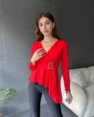Kadın Kruvaze Yaka Kemer Detay Asimetrik Kesim Bluz thumbnail 1