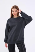 Antrasit Kadın Pamuklu Oversize Basic Bisiklet Yaka Sweatshirt thumbnail 2