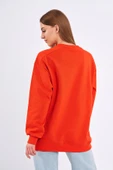 Turuncu Kadın Pamuklu Oversize Basic Bisiklet Yaka Sweatshirt thumbnail 5