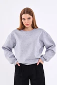 Gri Kadın Pamuklu Oversize Basic Bisiklet Yaka Sweatshirt thumbnail 2