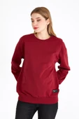 Kadın Bordo Renk Basic Bisiklet Yaka Sweatshirt thumbnail 1