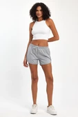 Kadın Yırtmaçlı Mevsimlik Premium Kumaş Regular Fit İpli Gri Kısa Mini Şort thumbnail 3