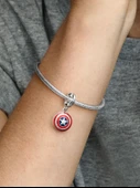 Pandora Marvel The Avengers Captain America Shield Sallantılı Charm thumbnail 5