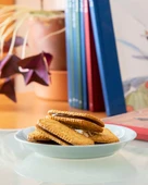 Gullon Çikolata Aroma Dolgulu Glutensiz Sandviç Bisküvi 225 gr (2 Adet) - 3