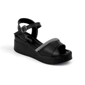 Kadın Siyah Tokalı Taşlı Dolgu Topuklu Sandalet 6 Cm Rahat Yüksek Topuklu - 1