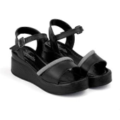 Kadın Siyah Tokalı Taşlı Dolgu Topuklu Sandalet 6 Cm Rahat Yüksek Topuklu - 3