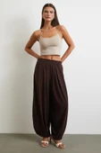 Paça Detaylı Şalvar Pantolon Kahve thumbnail 2