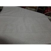 BEYAZ AYAK HAVLUSU -İHRACAT FAZLASI - EBADI: 49 X 94 cm - % 100 COTTON - TEK TARAFI HOTEL YAZILI - 4