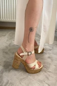 Kadın Leina Bej Çapraz Bant 10 cm Platfom Topuklu Mantar Taban Ayakkabı & Sandalet K-800 - 4