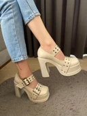 Kadın İzabel Krem İki Tokalı Kapsul Detaylı 12 cm Platform Topuklu Ayakkabı - 4