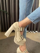 Kadın İzabel Krem İki Tokalı Kapsul Detaylı 12 cm Platform Topuklu Ayakkabı - 3