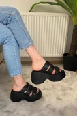 Kadın Bonti Siyah Üç Biyeli Toka Detaylı Kalın Taban Ortopedik Sandalet K-3030 - 2