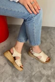 Kadın Tinge Bej Cilt Kalın Mantar Taban Ortopedik  Sandalet  K-250 - 1