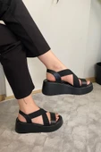 Kadın Mokka Siyah Lastik Detaylı  Dolgu Tabanlı Sandalet - 1