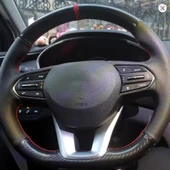 Hyundai Santa Fe 2019-2020 Araca Özgü Dikmeli Direksiyon Kılıfı KRİSTAL KARBON NOKTA DERİ thumbnail 1