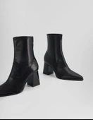 Bershka Blok topuklu sivri burunlu streç bilekte bot thumbnail 1
