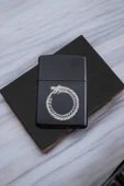 Nesnel Gift Ouroboros Ejderha Figürlü Metal Benzinli Çakmak thumbnail 1