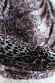 Bayan Kısa Leopar Desenli Sandy Bluz Kahverengi - 4