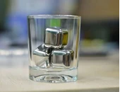 4'lü Çelik Metal Kaplama Viski Taşı Soğutma Buz Küpü thumbnail 2