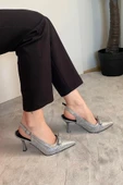 Kadın Madame Gümüş Simli Fiyonk Detaylı Arkası Acık 9 cm İnce Topuklu Ayakkabı - 2