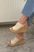 Kadın Holi Krem Cilt 10 cm Tolgulu Mantar Taban Terlik K-920 - 3