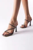 Kadın Alia Platin Rugan 9 cm Topuklu Taşlı Terlik - 2