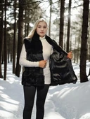 Kadın Kolsuz Hakiki Kürk - Siyah thumbnail 4