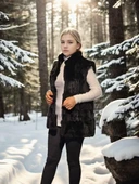 Kadın Kolsuz Hakiki Kürk - Siyah thumbnail 5