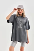 Unisex Taş Desenli Oversize T-Shirt - Füme thumbnail 7
