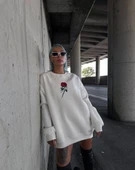 Oversize Üç İplik Bisiklet Yaka Baskılı SweatShirt - Beyaz thumbnail 4