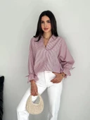 Kadın Arkası Asimetrik Yırtmaç Kesim Detaylı Cizgili Bluz Gömlek - Bordo thumbnail 3