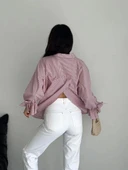 Kadın Arkası Asimetrik Yırtmaç Kesim Detaylı Cizgili Bluz Gömlek - Bordo thumbnail 5