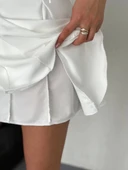 Göğüs Bağlamalı Kolsuz Mini Boy Elbise - Beyaz thumbnail 3