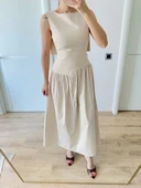 Krep Arkası Kanat Arka Ön Pens Detaylı Uzun Kadın Elbise - Bej thumbnail 3