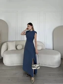 Keten Yandan Yırtmaçlı Uzun Elbise Sıfır Kol Elbise - Mavi thumbnail 2