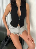 Yakalı Tam Fermuarlı Kolsuz Bluz - Siyah thumbnail 4