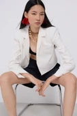Crop Keten Blazer Ceket thumbnail 1